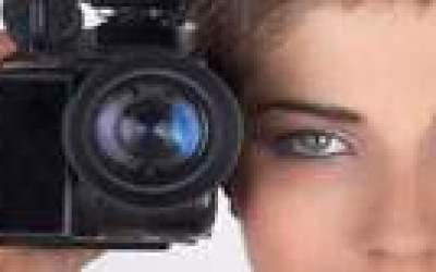 Curator.ro face treaba pentru...