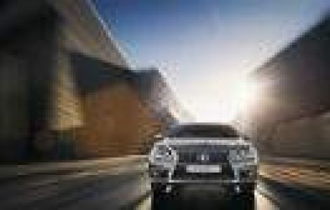 Noul Lexus LS - Lux in cea mai agresiva forma