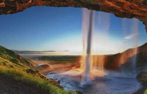  Top  Islanda: mereu fermecatoare