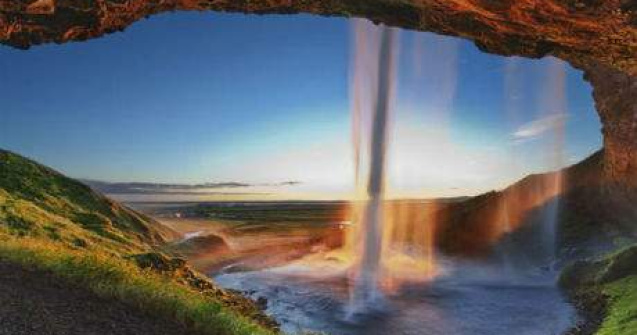  Top  Islanda: mereu fermecatoare