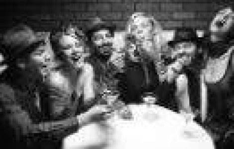 10 tipuri de oameni pe care nu ii vrei la petrecerea ta