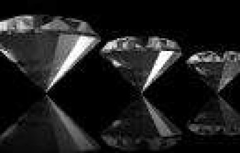 S-a descoperit planeta-diamant!