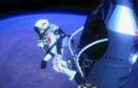 8 curiozitati despre cel mai spectaculos salt, de la marginea spatiului