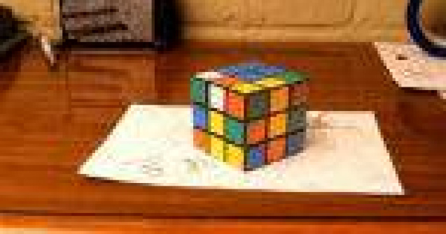 Iluziile anamorfice se joaca cu mintea ta