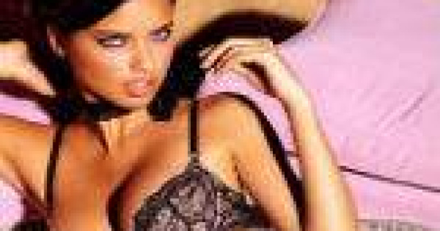 Video: Modelele Victoria's Secret, asa cum nu le-ai vazut niciodata