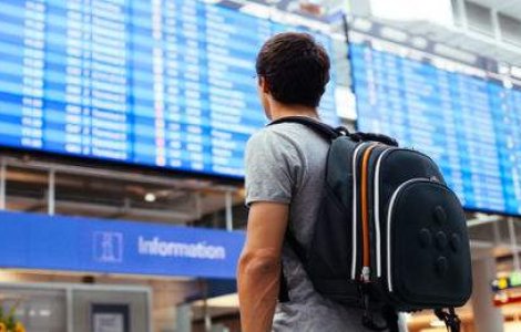 Un student a calatorit 8000km pentru a se imprieteni cu un necunoscut