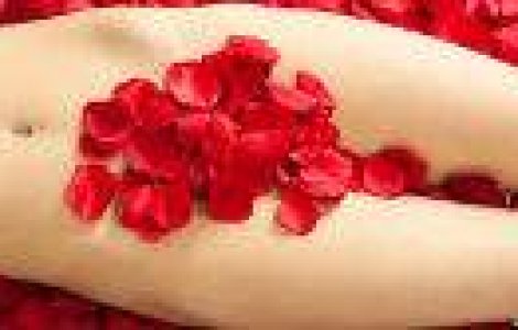 Mic.com a cerut barbatilor sa deseneze un vagin. Uite cum s-au descurcat