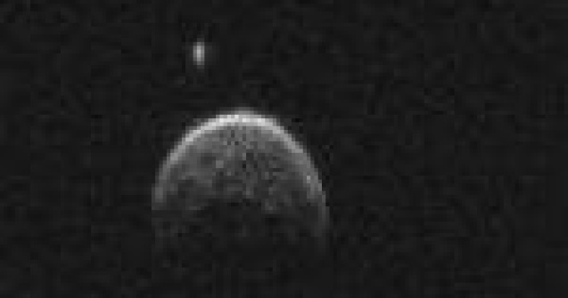 Imagini superbe cu uriasul asteroid care a trecut pe langa Pamant