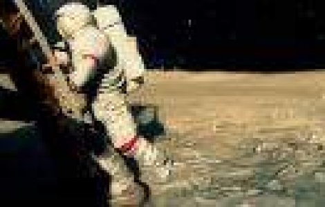 Cand punem al doilea om pe Luna? Raspunsul s-ar putea sa il gasesti in acest documentar