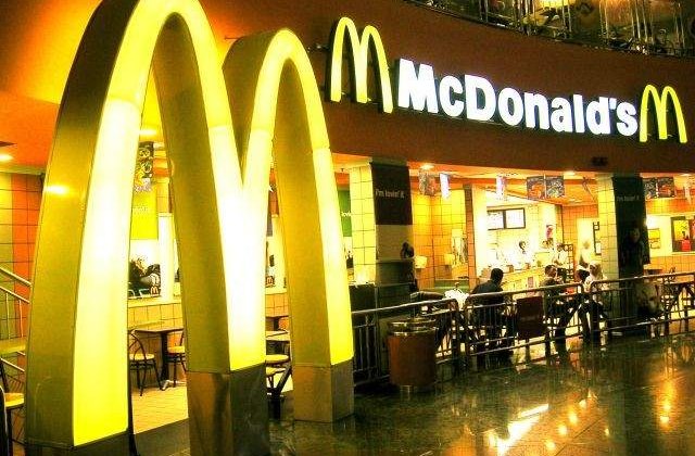 McDonald`s va accepta IMBRATISARILE ca mijloc de plata