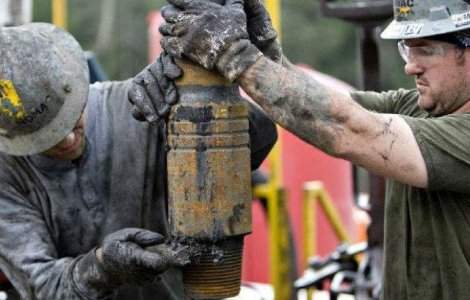 Chevron renunta la explorarea zacamintelor de gaze de sist din Polonia