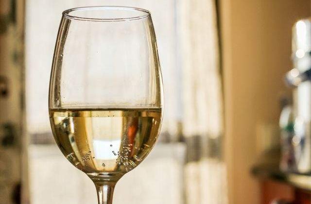 ANAT cere reducerea TVA la 9% la toate restaurantele