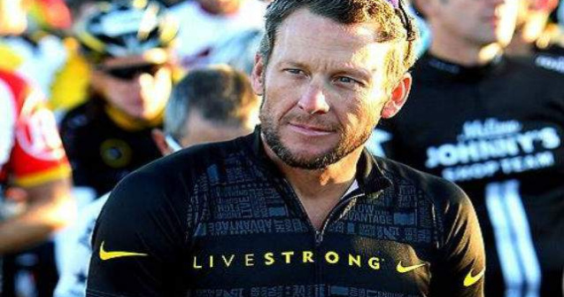 Lance Armstrong, pus sub acuzare