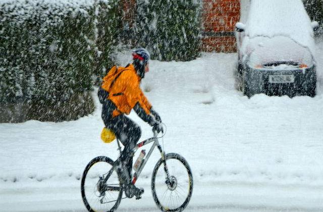 Ninsori neobisnuite si ploi abundente in Bulgaria si Spania