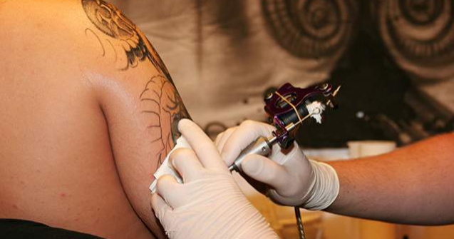 Istoria tatuajelor in Romania, dezbatuta la Palatul Sutu din Bucuresti