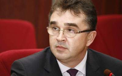 Oprisan, dupa achitare:...