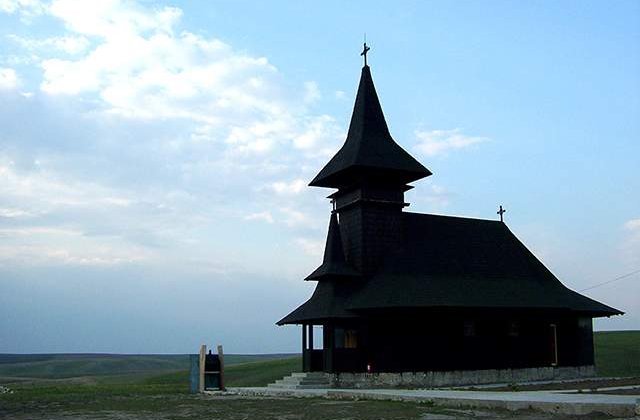 Lacase de cult de o frumusete RARA! Zece dintre cele mai IMPRESIONANTE manastiri din Romania