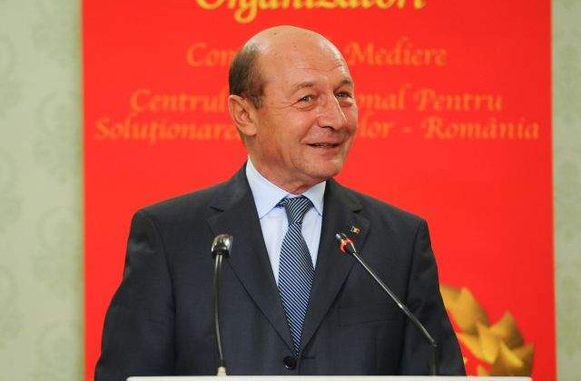 Basescu, la Congresul PMP: La Antena 3 se face jurnalism de prostitutie!