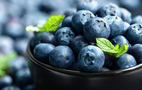 Coacazele ar putea ajuta la controlarea tensiunii arteriale