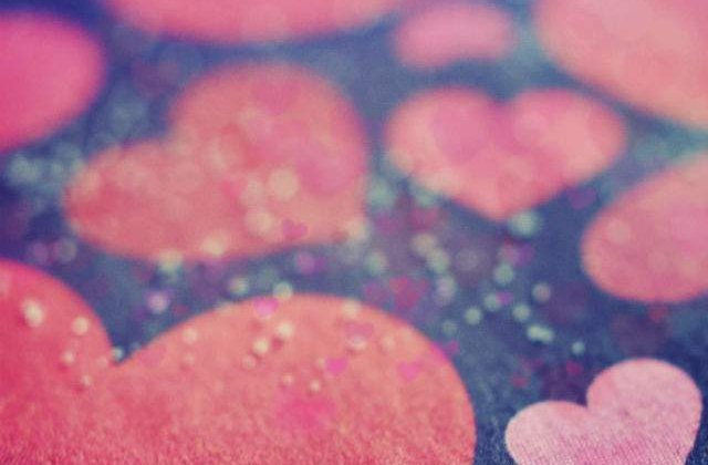 Gaseste-i darul PERFECT pe ultima 100 de metri! Idei de cadouri pentru Ziua Indragostitilor