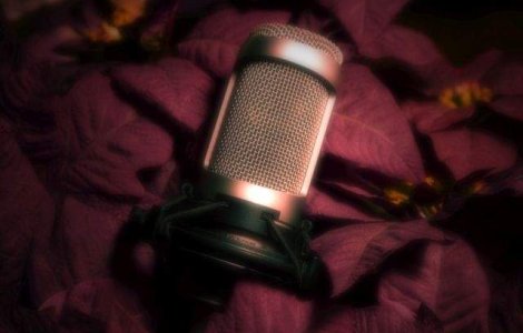  Top  Sunt PERFECTE pentru luna iubirii! Top 10 Cele mai INDRAGITE cantece de dragoste