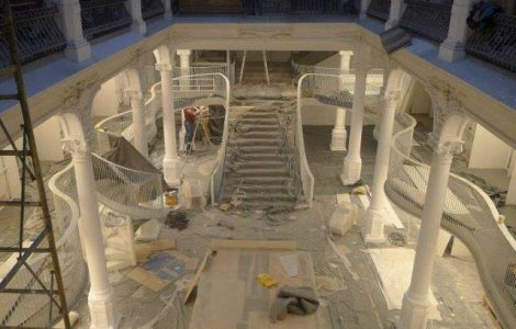  Video  Carturesti Carusel, inaugurata intr-o cladire-monument