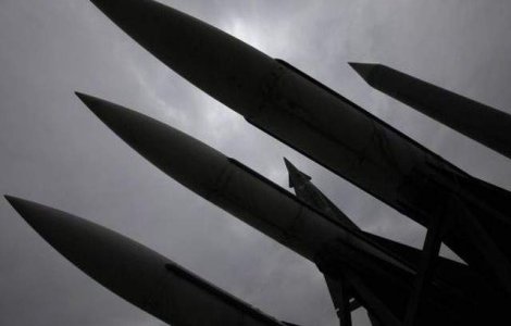 Rusia efectueaza tiruri cu rachete Iskander