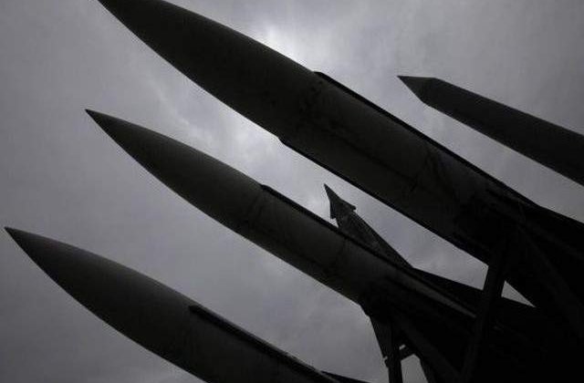 Rusia efectueaza tiruri cu rachete Iskander in cadrul unor exercitii la Pacific