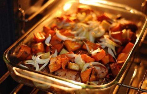 Studiu: Romanii prefera mancarea gatita in casa