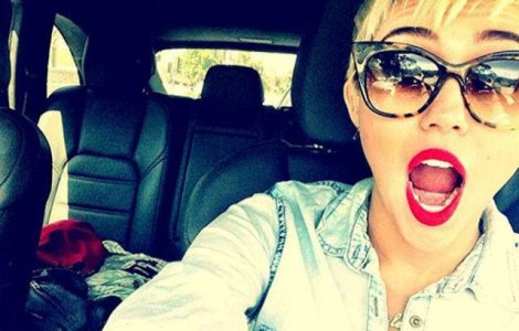  Video  Miley Cyrus si-a facut debutul in industria porno