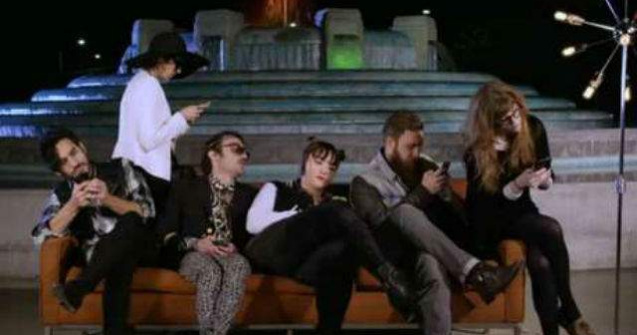  Video  Daca serialul Friends ar fi avut protagonisti hipsteri