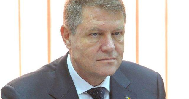 Iohannis vrea reluarea discutiilor despre descentralizare si regionalizare