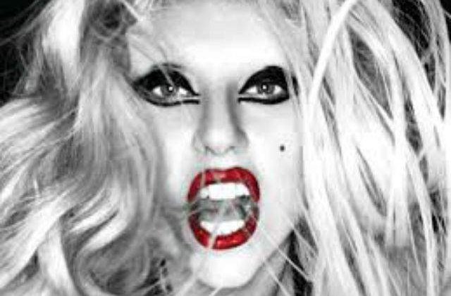 Lady Gaga s-a logodit cu iubitul sau