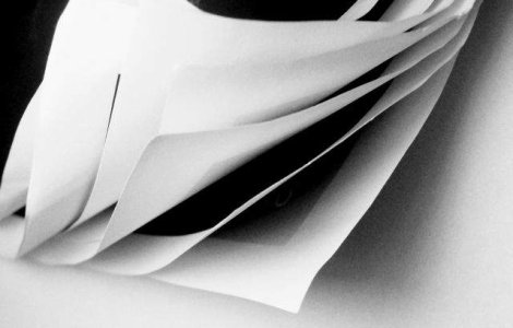  Top  Nu le vei mai ARUNCA! Zece utilizari NEOBISNUITE ale ziarelor vechi