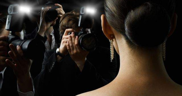  Top  Parca ar fi GEMENI! Zece celebritati care seamana IZBITOR de mult