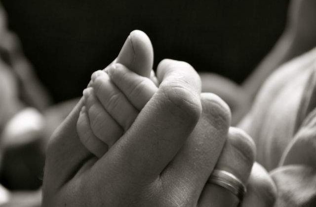 Ghid pe varste (6-12 luni): Problemele ce pot sa apara dupa nasterea bebelusului