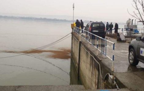 POLUARE pe Dunare, in zona Portului Drobeta Turnu Severin