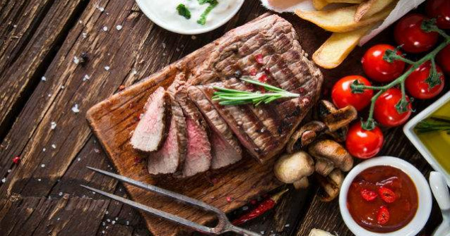  Top  Ghidul gurmandului calator: Unde sa mergi daca vrei sa mananci bine