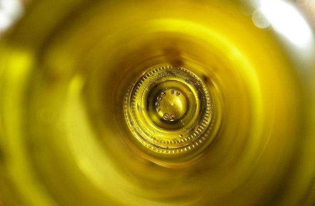 Ieftin si bun la toate! Ce NU STIAI ca poti face cu OTETUL in gospodarie