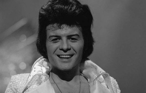 Cantaretul Gary Glitter, condamnat la 16 ani de inchisoare pentru pedofilie