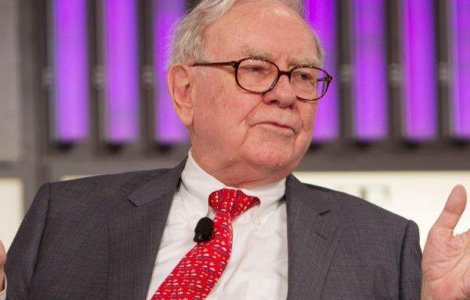 Warren Buffett va preda conducerea Berkshire Hathaway