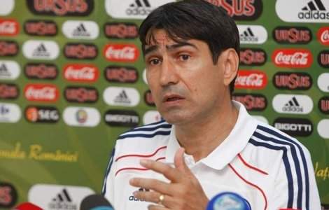 DNA a inceput urmarirea penala in cazul plecarii lui Piturca de la echipa nationala