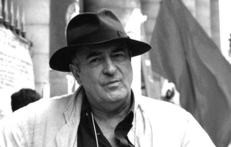Cineastul Bernardo Bertolucci a suferit o interventie cardiovasculara