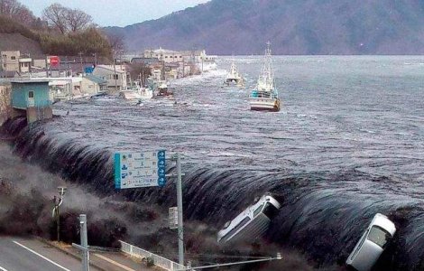  Top  Tsunami-uri care au CURMAT mii de vieti in ultimul deceniu