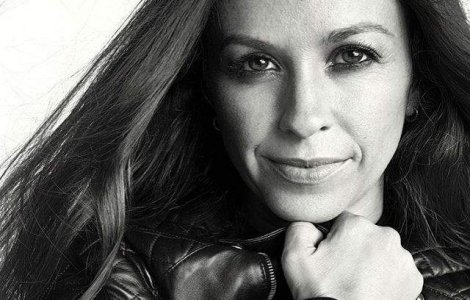 Alanis Morissette scrie o carte de dezvoltare personala