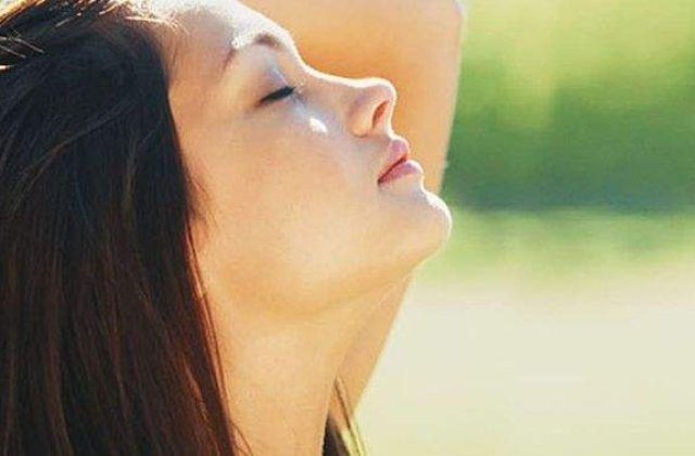 Le poti ELIMINA intr-un mod natural! Metode EFICIENTE de a scapa de mirosurile neplacute