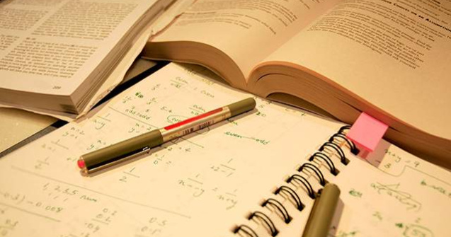  Video  Cum se copiaza la examene in India