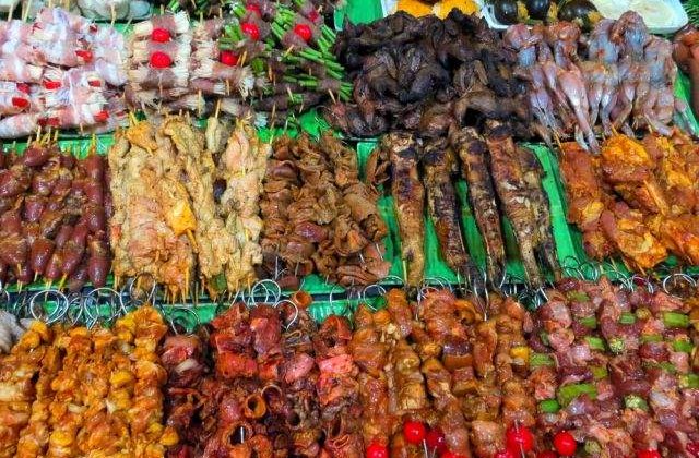 Ai CURAJ sa le incerci? Topul celor mai CIUDATE alimente din intreaga lume