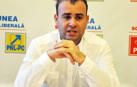 Valcov, audiat la DNA, dupa ce la perchezitii s-au gasit circa 100 de tablouri
