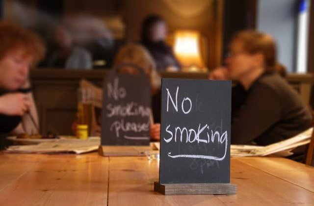 Este principala cauza a CANCERULUI! Zece lucruri INFIORATOARE despre fumat